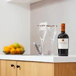 μuses شقة